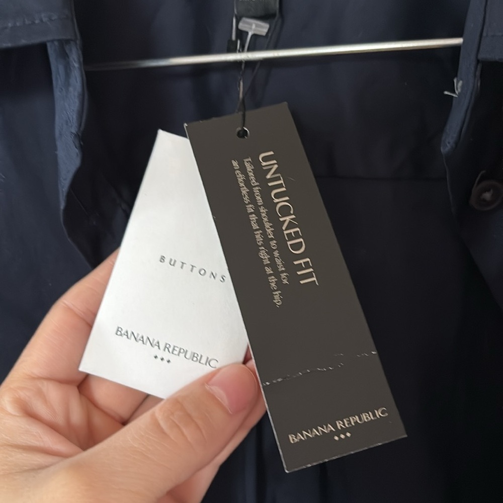 Banana Republic Navy Button-Up Shirt - Picture 4 of 6